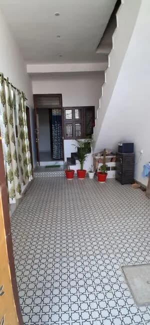 2 BHK Flat for rent in Sector 14, Gurgaon